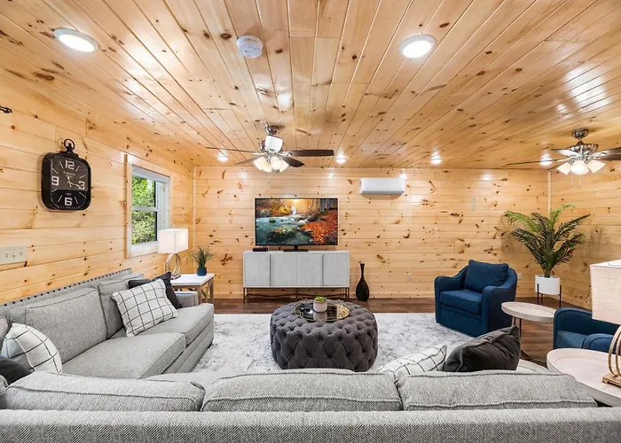 Brand New Luxury Cabin-Private Appalachian Retreat